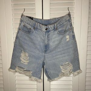 *NWT* H&M DIVIDED | Light Wash High Waist Bermuda Shorts